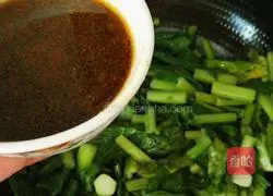 Vegetarian stir-fried spring vegetables Practice illustration 11