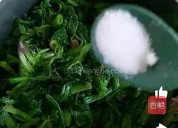 Cold and spicy spinach recipe 4