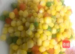 Illustration of how to make pine nuts and corn 1