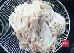 Boiled Enoki mushrooms Practice illustration 9