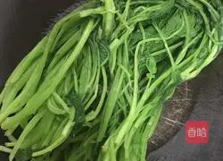 Illustration of how to make hot pepper rapeseed 2