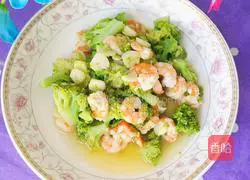 Illustration of how to make fried shrimps with broccoli 18