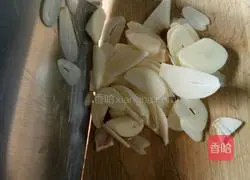 Illustration of how to make stir-fried green beans 2