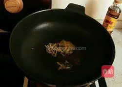 Illustration of how to make fried bean sprouts 3