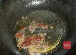 Illustration of how to make spicy enoki mushrooms 3