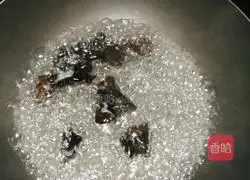 Illustration of how to make three-vegetarian scrambled eggs 1