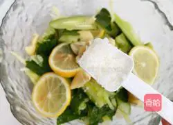 Illustration of how to make cold konjac and cucumber 10