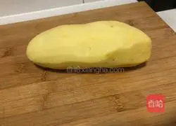 Illustration of how to make fried shredded potatoes 1