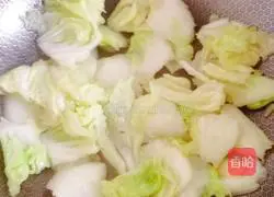 Illustration of how to cook cabbage and tofu stew 6