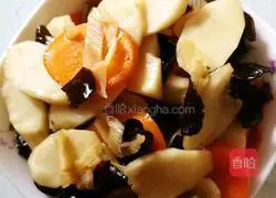 Illustration of how to stir-fry fungus with long yam 5