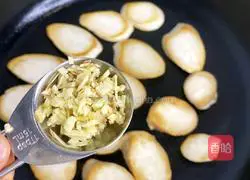 Illustration of how to make flowers bloom and prosper 2