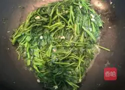 Garlic Illustration of how to make fragrant vegetables 9