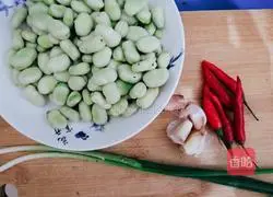 Illustration of how to make cold broad beans 1