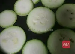 Illustration of how to make zucchini and mixed vegetables 4