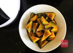 Illustration of how to make Beibei pumpkin with juice 12