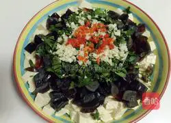 Illustration of how to make preserved eggs mixed with tofu 6