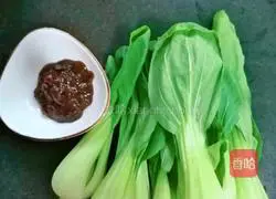 Illustration of how to make rapeseed with sauce 2