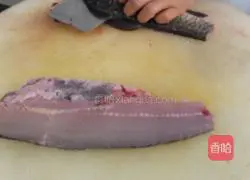 Illustration of how to make fish sticks with tomato sauce 2