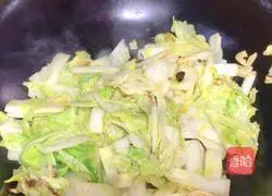 Illustration of how to make spicy cabbage 6