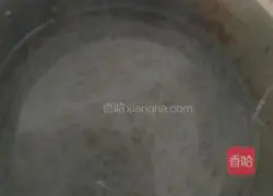 Illustration of the authentic Northeastern specialty quick-hand vegetable celery fried rice noodles 1