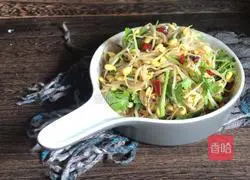 Illustration of how to make stir-fried soybean sprouts 10