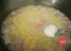 Illustration of how to make fried onions and potatoes 9