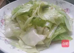 Illustration of how to make sweet and sour shredded cabbage 3