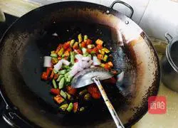 Illustration of how to make vegetarian fried noodles 5