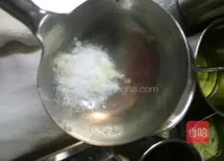 Illustration of how to make stir-fried dace with black beans and vegetables 6