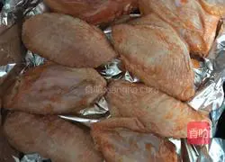 Illustration of grilled chicken wings 4