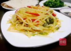 Illustration of how to make homemade potato shreds 9