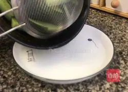 Illustration of how to make crispy and sour pickled cucumbers 3