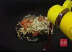 Acid Illustration of how to make spicy lotus root 9