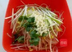 Illustration of how to make cold soybean sprouts 4
