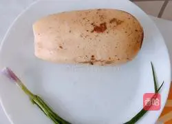 Illustration of how to make stir-fried lotus root slices 1