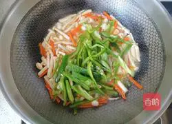 Illustration of how to cook the white jade mushrooms 7