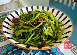 Illustration of how to make stir-fried chrysanthemum 10