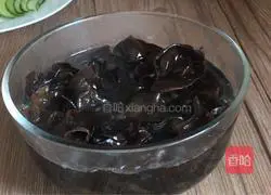 Illustration of how to make fungus and cucumber 12