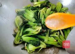 Illustration of how to make stir-fried vegetables with fresh soybean paste 6