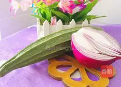 Illustration of how to stir-fry onions and loofah 1