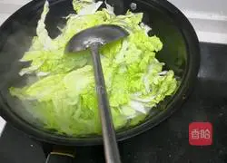 Illustration of how to make spicy and sour cabbage 5
