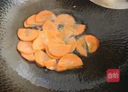 Illustration of how to make three kinds of vegetables 4