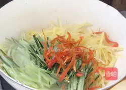 Cucumber and fried shredded potatoes Illustration of how to do it 6