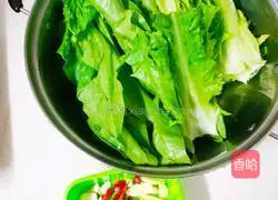 Illustration of how to make fried lettuce 1