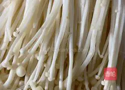 Illustration of how to make cold enoki mushrooms 1