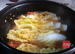 Illustration of how to make tomato vermicelli pot 8