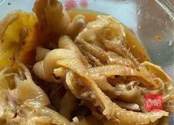 Spicy and sour garlic flavor without Illustration of how to make bone chicken feet 7