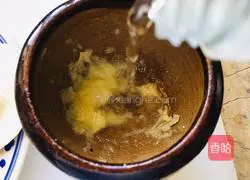 Illustration of how to make garlic and lotus root slices 4