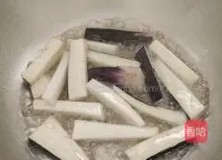 Illustration of how to braise eggplant in oil 6