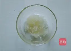 Illustration of how to make papaya and red date soup 2